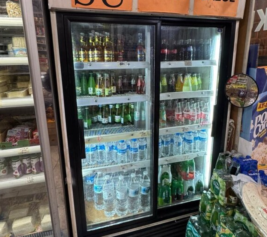 2.el market meşrubat dolabı