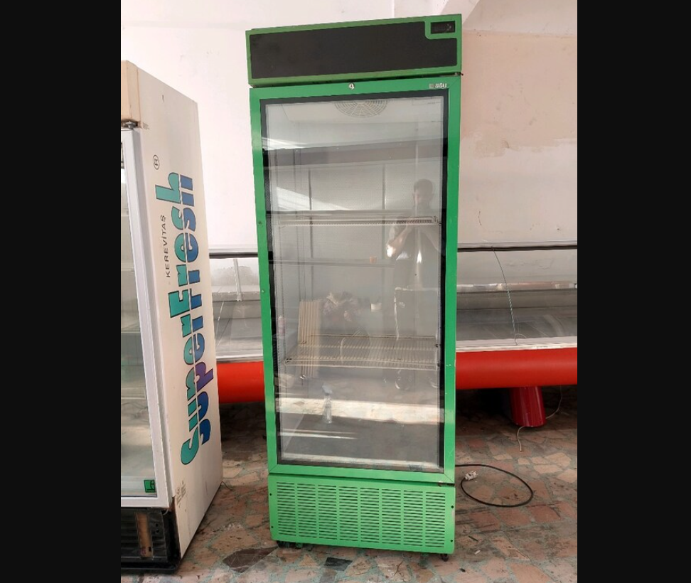 2.el yeni nesil meşrubat dolabı