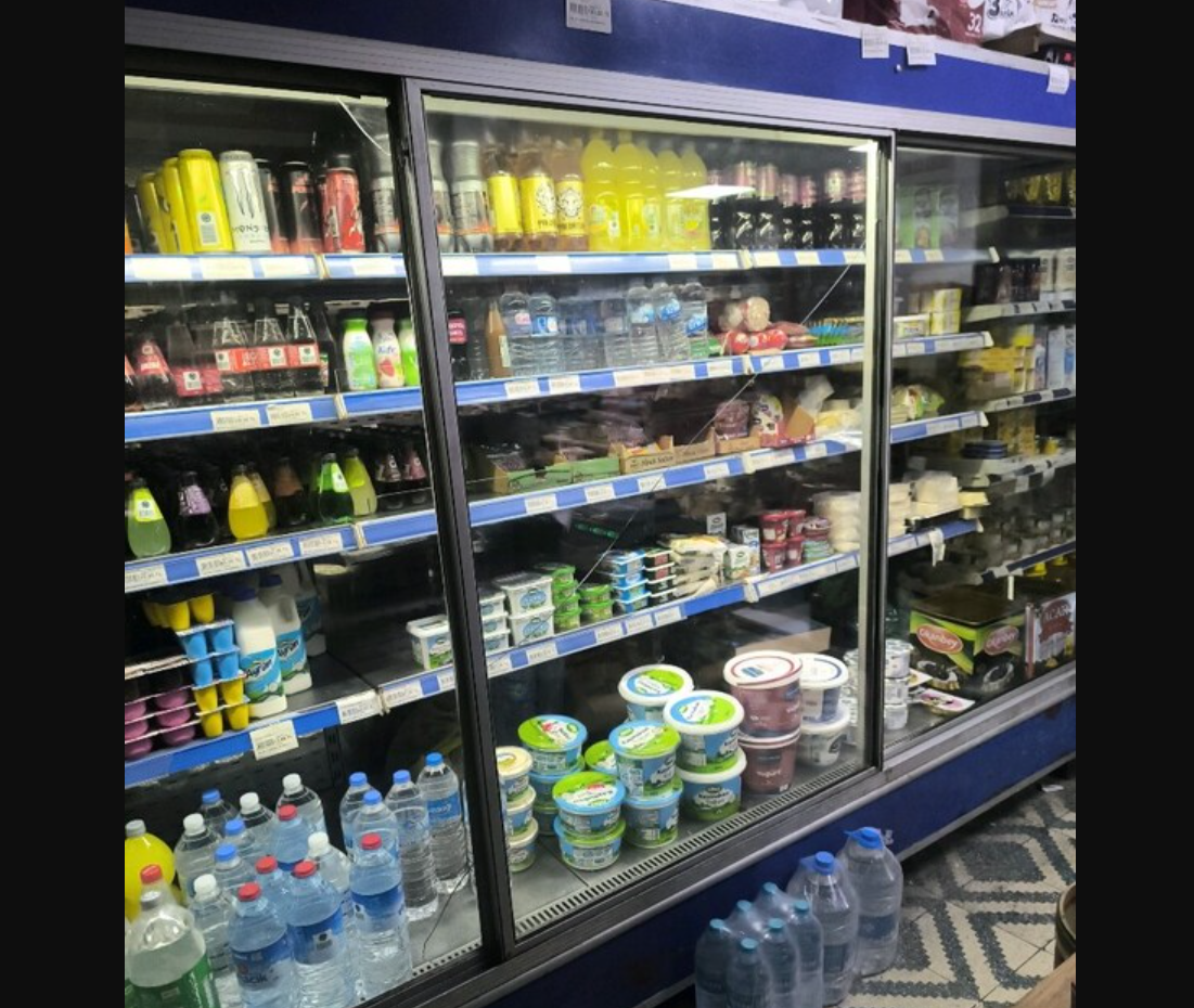 büyük ebat ikinci el şarküteri dolabı