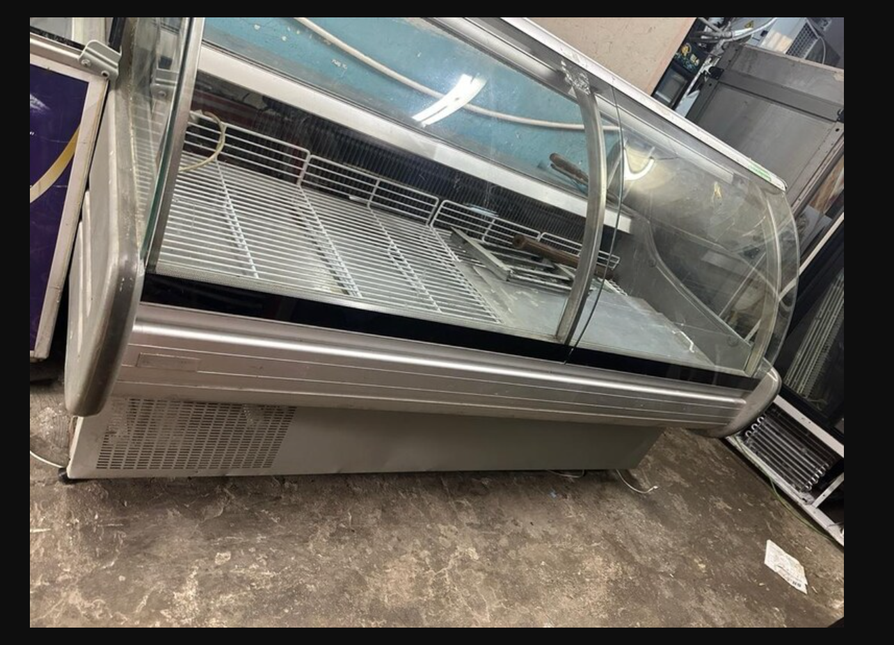 kasap et tavuk market dolabı