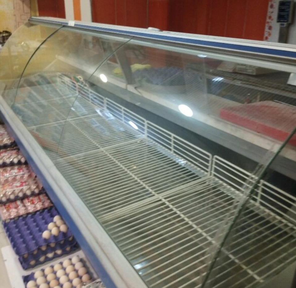 kasap şarküteri dolabı 2 parça halinde 5 metredir