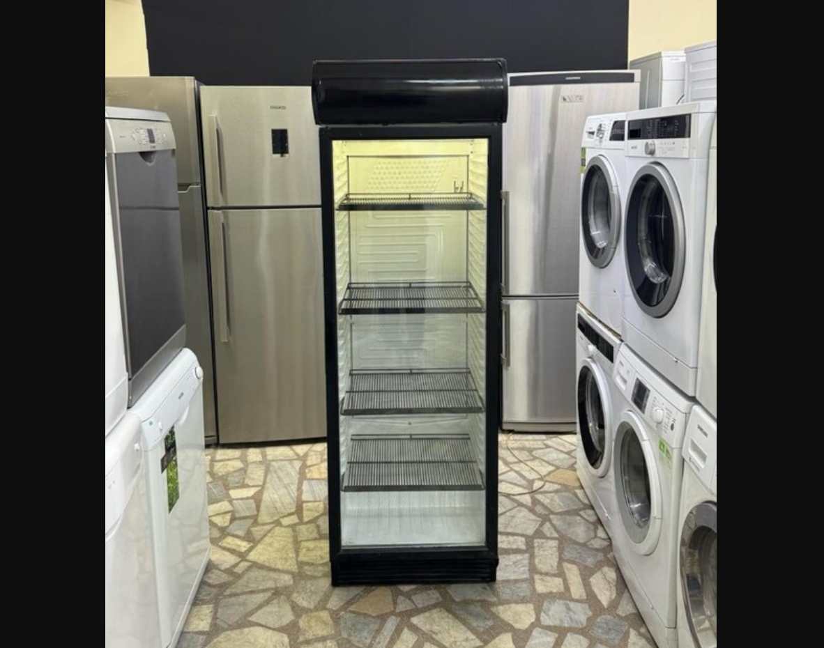 kola meşrubat dolabı